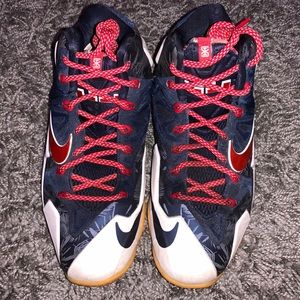 Nike LeBron 11 Independence Day